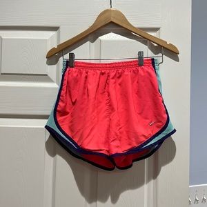 Nike Women’s Dry Tempo Shorts